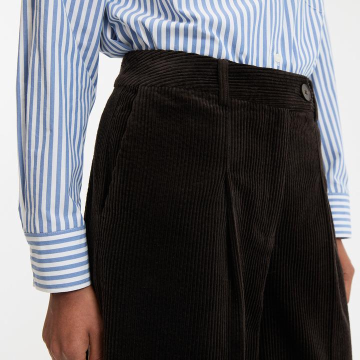 Actual product image La Redoute Collections Weite Cordhose mit Bügelfalte (46)