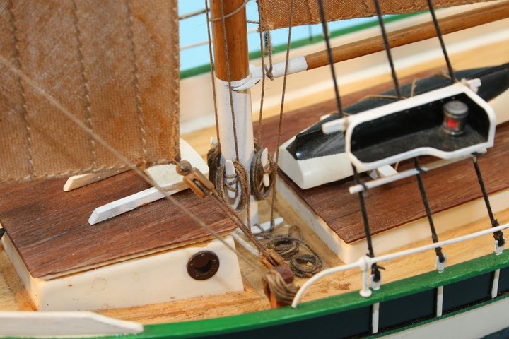 Productafbeelding Billing Boats Dana - Kunststof romp 1:60 - (428316)