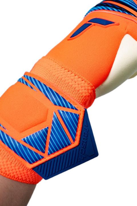 Actual product image Reusch Attrakt Gold X Evolution (8)