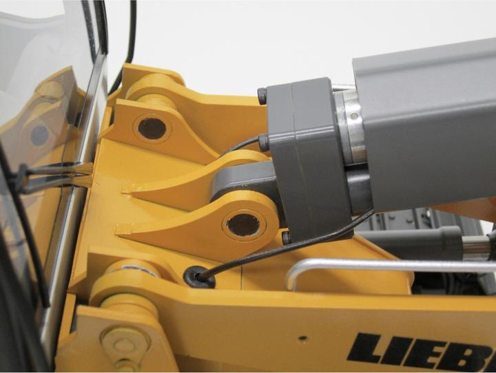 Produktbild Carson Liebherr Laderaupe LR 634 (Kit)