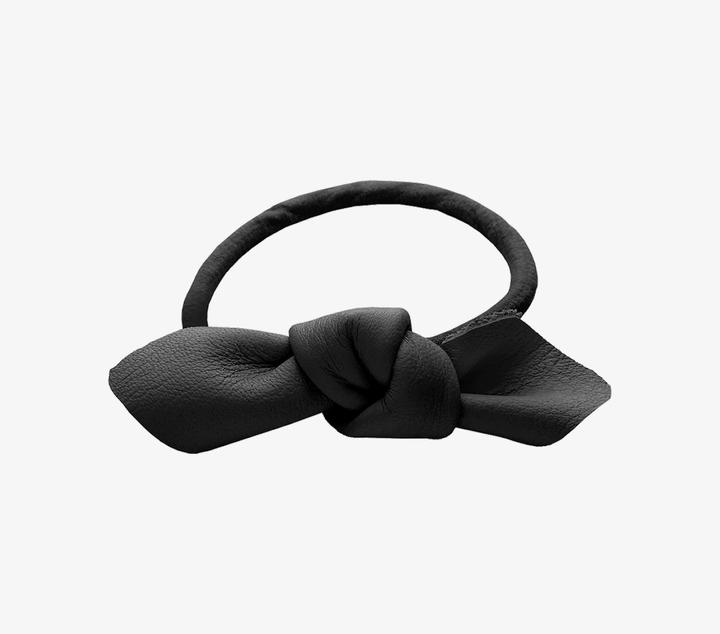 Immagine prodotto Corinne Mondo - Fiocco di pelle piccolo cravatta per capelli nero (Elastico per capelli)