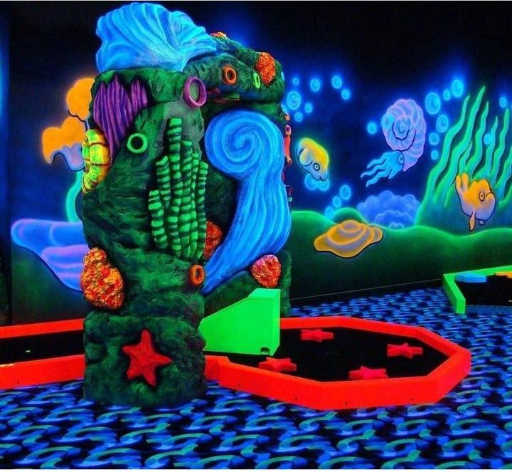 Actual product image BeamZ UV lamp BUV27B (25 W, E27)