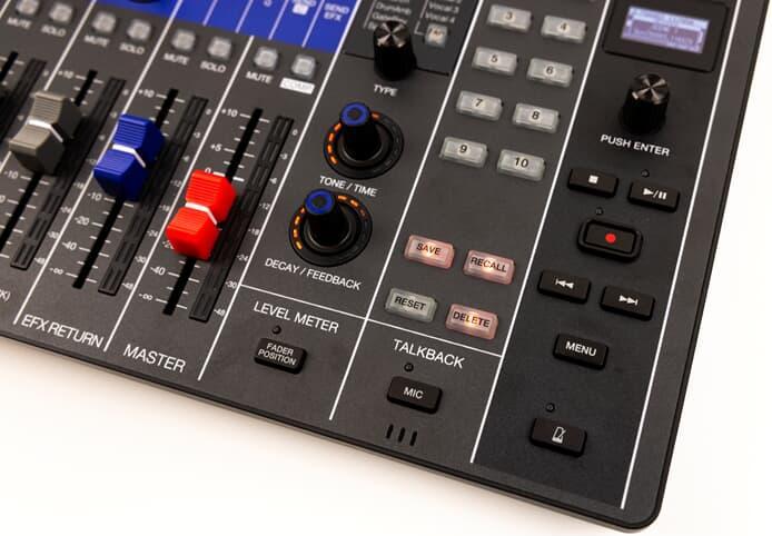 Actual product image Zoom LiveTrak L12next (EU)