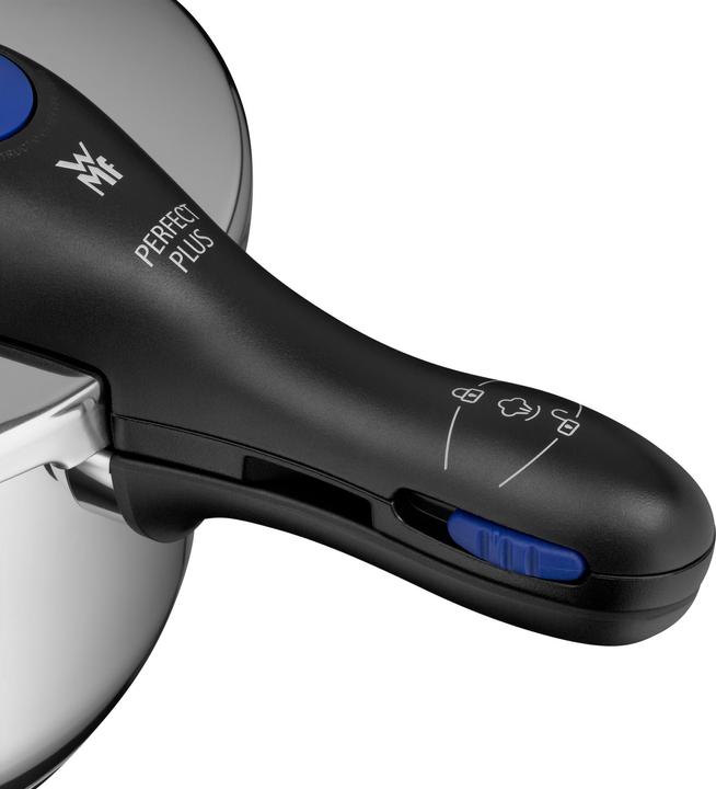 Actual product image WMF Pressure cooker (22 cm, Steam cooker, Stainless steel)