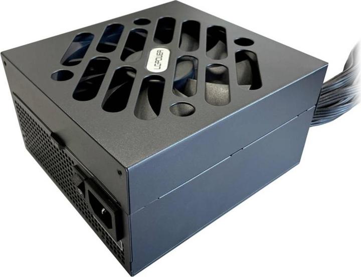 Productafbeelding LC-Power Voeding 600W ATX LC400SIV 2.3 LCPOW 140mm ventilator, 80Plus Standaard, LCPOWER (600 W)