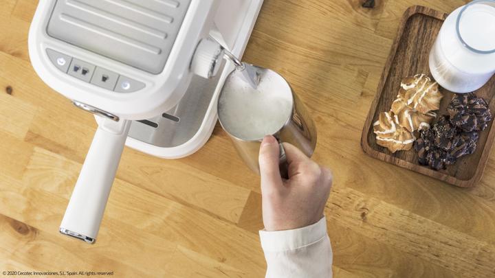 Actual product image Cecotec Cafelizzia 790 Pro