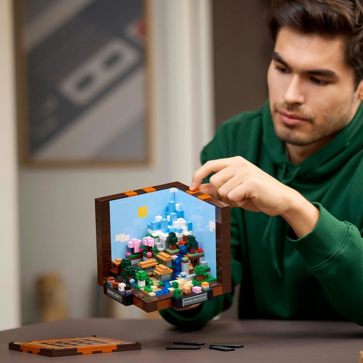 Actual product image LEGO The Crafting Table (21265, LEGO Minecraft)