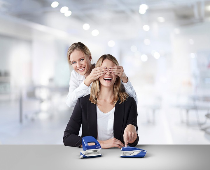 Image du produit Leitz Office hole punch NeXXt