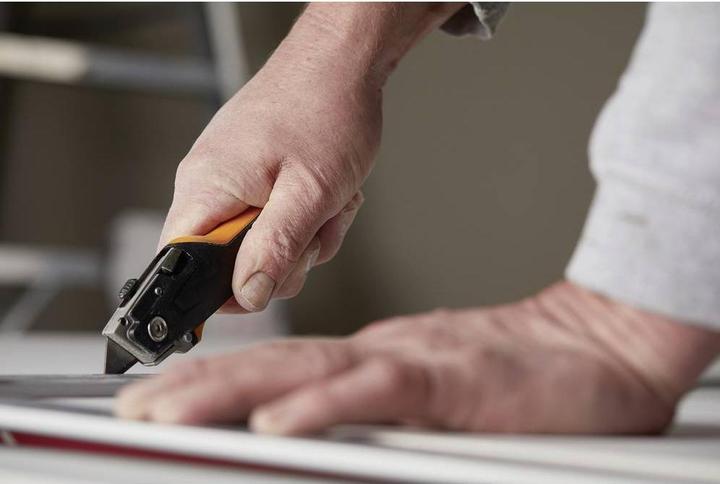 Produktbild Fiskars Universal-Trockenbaumesser, Länge 18,5 cm, Rostfreier Stahl/Kunststoff, Schwarz/Orange, Carb