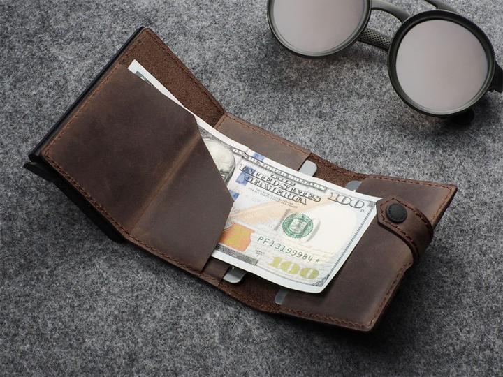 Actual product image Pularys Wallet HIKER credit card holder