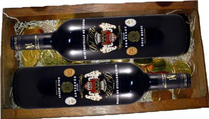 Actual product image Chateau Bel Air Pirate chest with Bel Air and chocolate gold coins (2 x 75 cl)