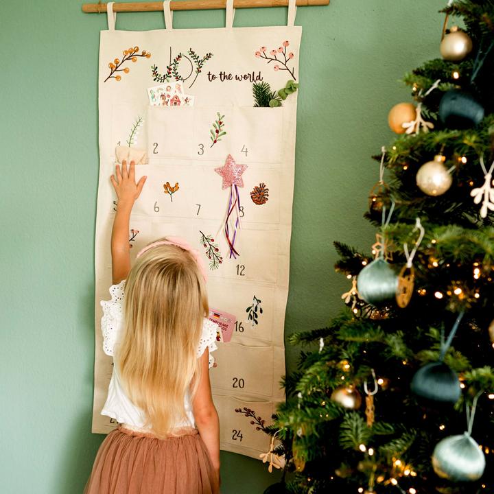 Actual product image Papierdrachen Tapestry - Joy