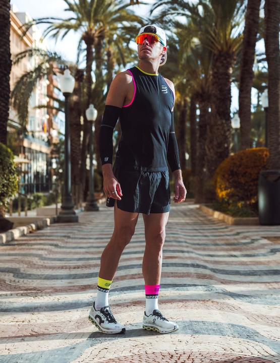 Actual product image Compressport Pro Racing Singlet M (S)