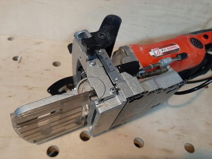 Produktbild Holzmann Verbindungsfräse