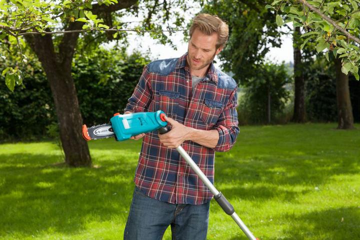 Produktbild Gardena Tcs 720/20 (Elektro Kettensäge)