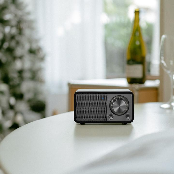 Actual product image Sangean WR-7 Plus (FM, Bluetooth)