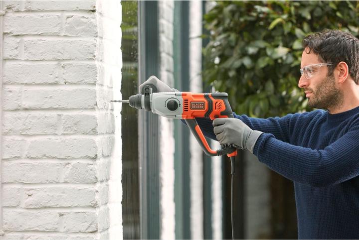 Actual product image Black & Decker Drill Chisel Hammer BEHS02K