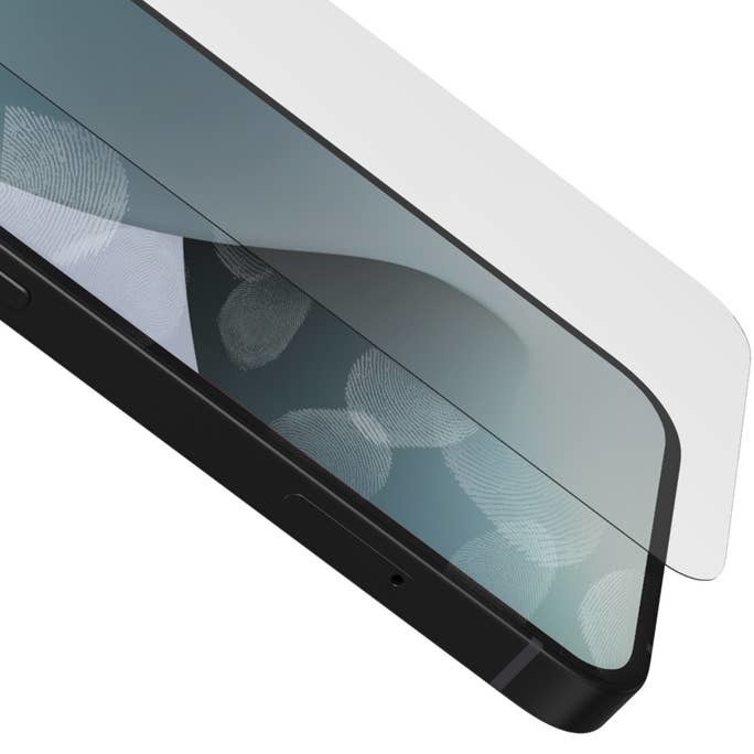 Actual product image InvisibleShield Glass Elite VisionGuard+ (1 Piece, Apple iPhone 12 mini)