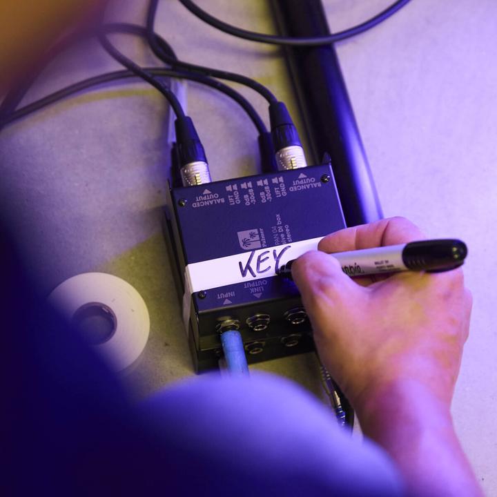 Produktbild Defender EXA-TAPE® ISO W 19 - PVC Isolierband / Zumbel | weiss | 19 mm x 33 m (19 mm)