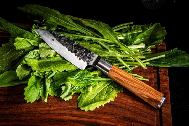 Actual product image Forged Olive Petty Messer (11 cm)