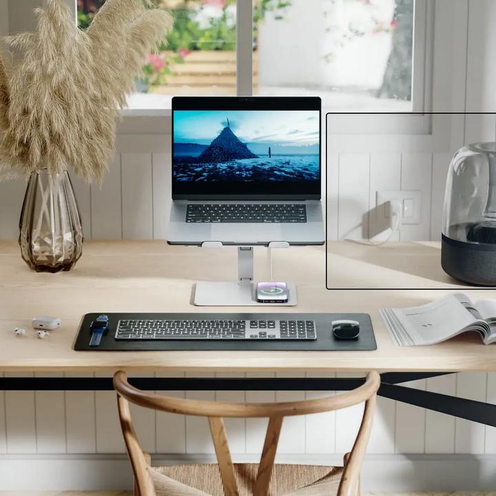 Actual product image Alogic Elite Power Laptop Stand