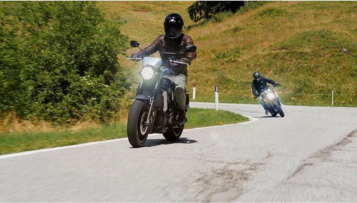 Image du produit Lampa Kit oreillette sans fil moto Bluetooth (Lot de 1)