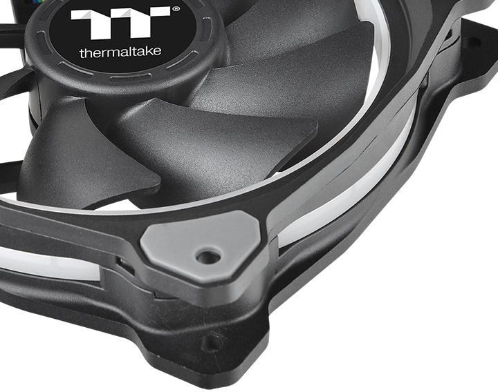 Produktbild Thermaltake Riing Plus 14 RGB TT Premium Edition (140 mm, 3 x)