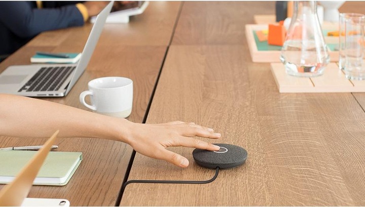 Actual product image Logitech Rally Mic Pod Hub