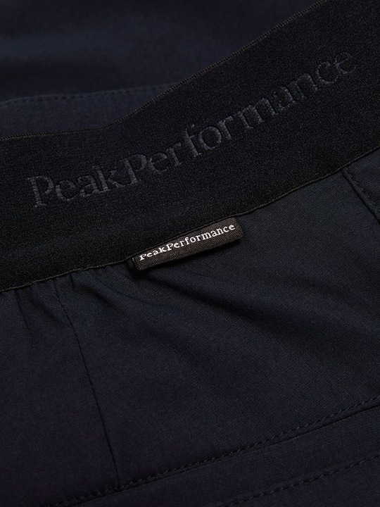 Actual product image Peak Performance Player Shorts (S)