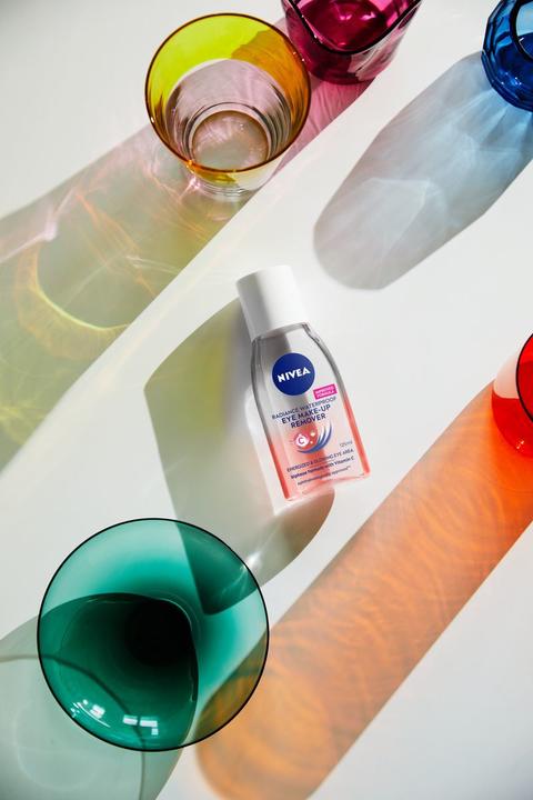 Immagine prodotto NIVEA Struccante Occhi Illuminante Waterproof 125 ml (Lozione detergente, 100 ml)