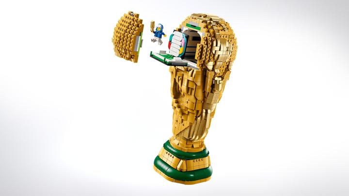 Immagine prodotto LEGO Offizieller Pokal der FIFA Fussball-Weltmeisterschaft (43020, LEGO Editions)