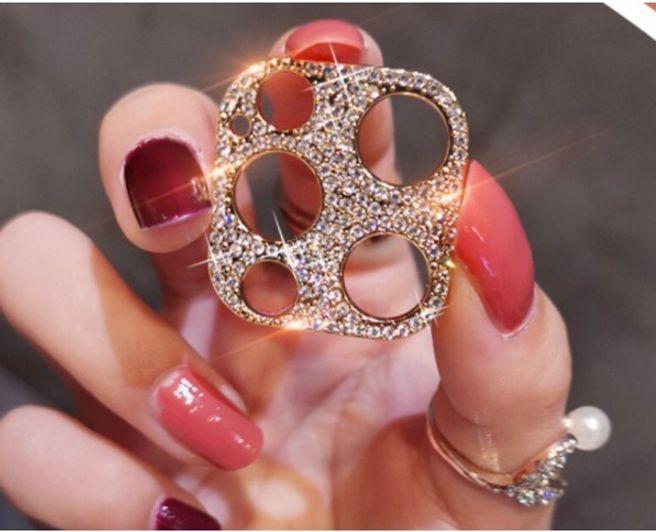 Image du produit MU Classic Décoration de la caméra (1 pcs, Apple iPhone 12 Pro Max)