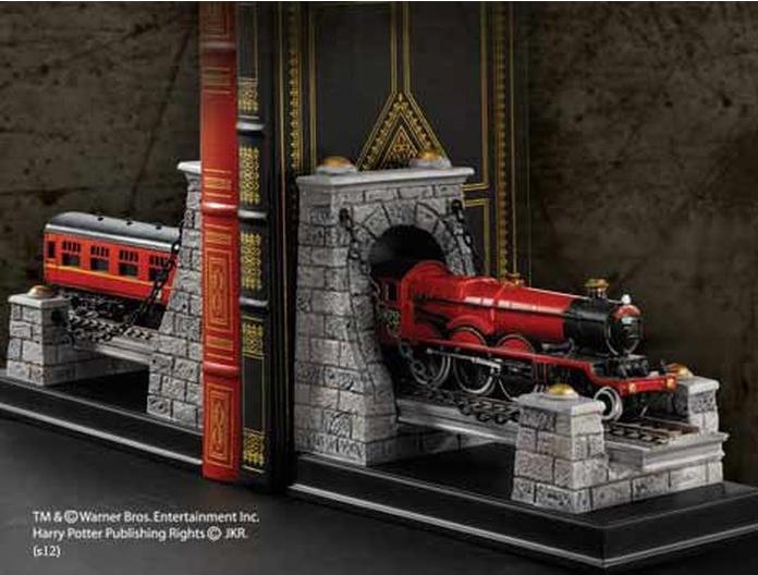 Actual product image Noble Collection Harry Potter Bookends Hogwarts Express 19 cm