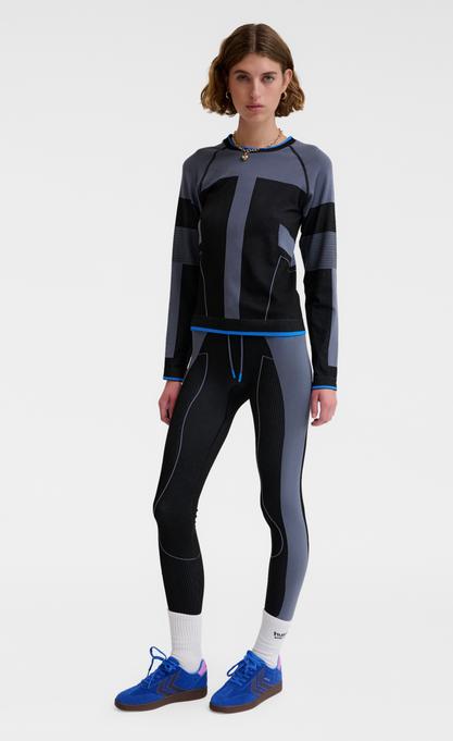 Actual product image hummel hmlSEAMLESS TEE LS (XS)