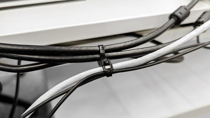 Actual product image Steffen Cable ties with Snap-Lock black 204.5mm x 4.5mm detachable, pack of 100 pcs. (Plastic cable ties, 204.50 mm, 100 pcs.)