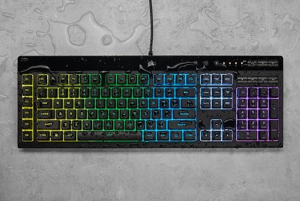 Produktbild Corsair K55 RGB Pro (US, Kabelgebunden)