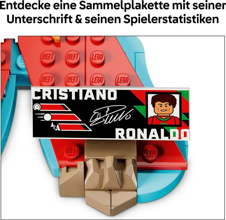 Actual product image LEGO Cristiano Ronaldo - Football highlights (43012, LEGO Editions)