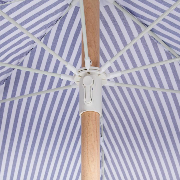 Produktbild Beliani Sonnenschirm ⌀ 150 cm schwarz / weiss mit Volant MONDELLO (1.50 m)