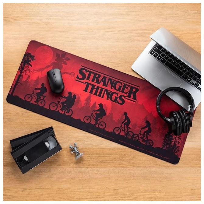 Actual product image Paladone Products Stranger Things Classic Logo Desk Mat