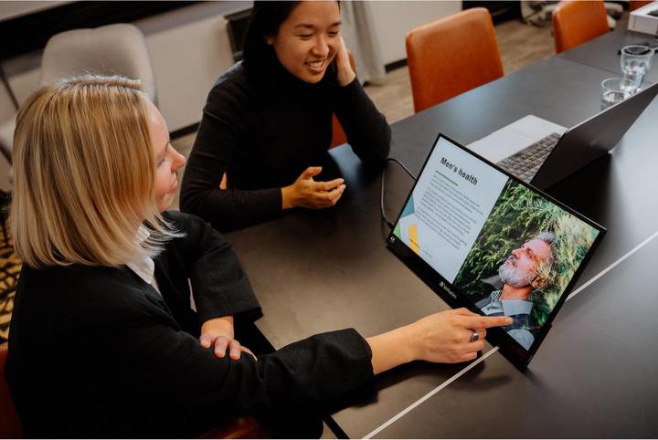 Produktbild Verbatim PMT-17-4K Portable Touchscreen Monitor 17.3" 4K Ultra HD Metal Housing (3840 x 2160 Pixel, 17.30")