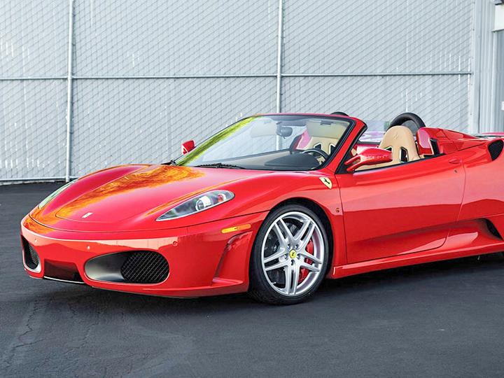 Produktbild Smartbox Adrenalinrausch rund um Luzern: 2-Stunden-Fahrt im Lamborghini oder Ferrari (1 Person)