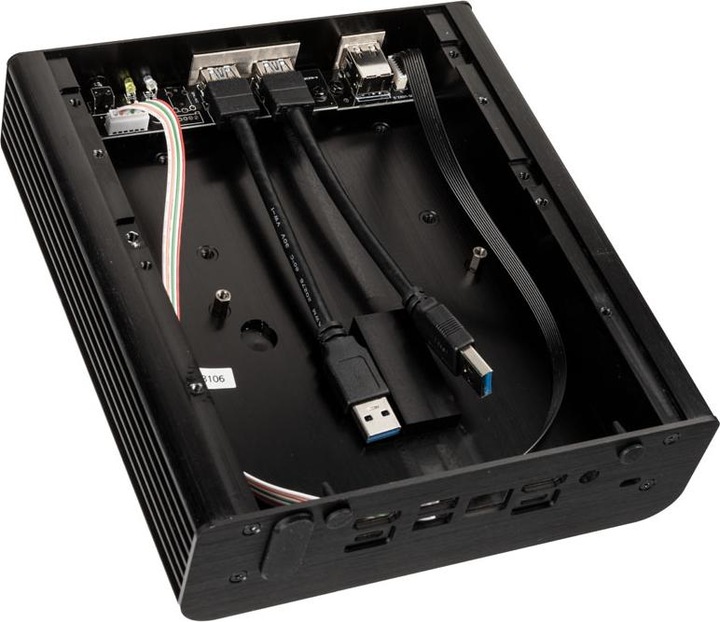 Actual product image Akasa Newton TN (UCFF)