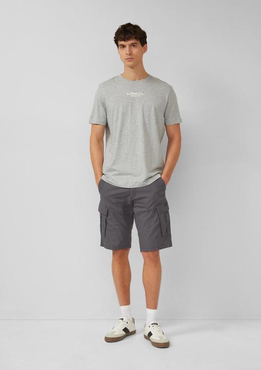 Produktbild s.Oliver File: Cargo-Shorts mit Logo-Details (30)