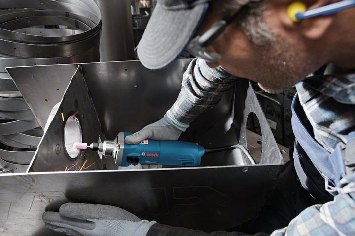 Produktbild Bosch Professional Geradschleifer GGS 28 C mit 600 Watt Motor (Geradschleifer, 600 W)