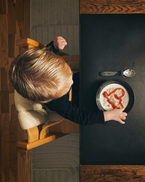 Actual product image Twistshake Deep plate