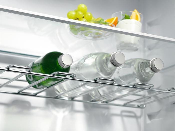 Actual product image Electrolux ERZ9MD18C Integrated fridge, white