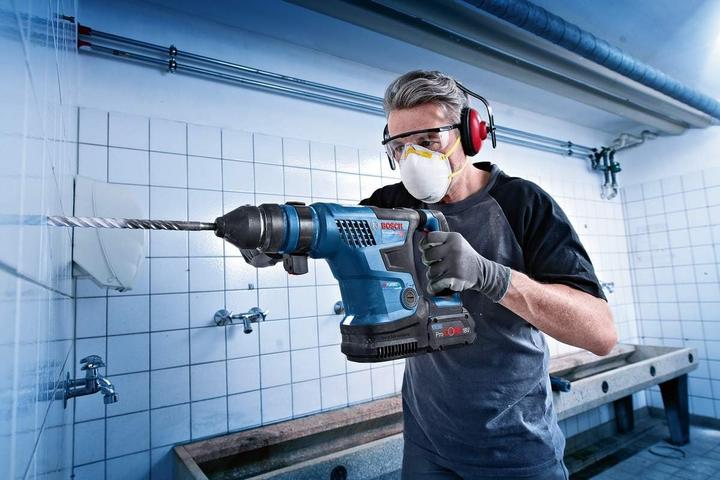 Produktbild Bosch Professional GBH 18V-34 CF