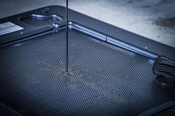 Actual product image BGS Oil Drip Pan 60 l