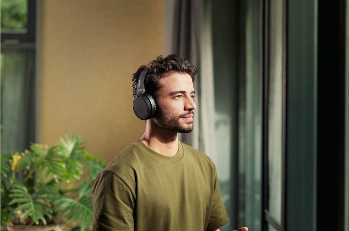 Actual product image Philips TAH5205BK/00 (29 h, Wireless, Cable)