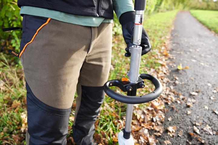 Produktbild Stihl Akku Kombimotor KMA 120 R ohne Akku und Ladegerät